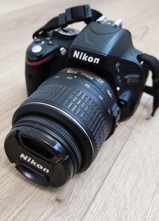 Зеркальный фотоаппарат Nikon d5100  супер состояние