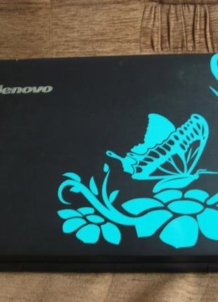 Виниловые наклейки " Бабочка на цветке " 20х30 см
