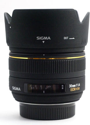 Объектив Sigma AF 30mm f/1.4 EX DC HSM( Nikon)
