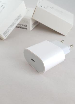 Зарядний адаптер живлення Apple для iPhone 12 оригінальний USB...