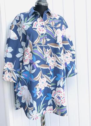 Класна блуза лавандового кольору з квітами oltre