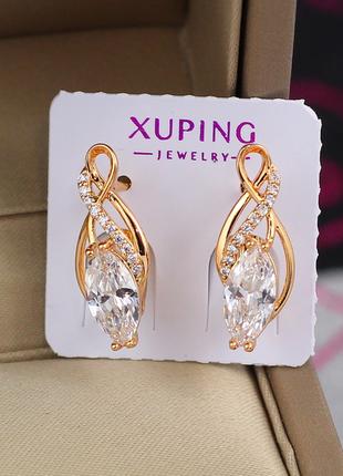 Серьги Xuping Jewelry скрипичный ключ с белыми камнями 2 см зо...