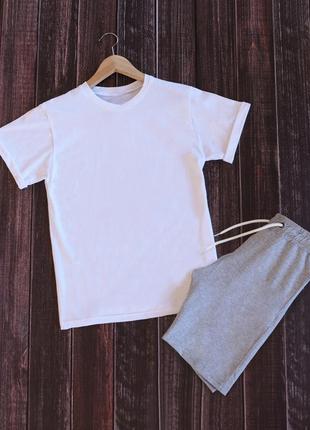 Летний комплект шорты и футболка базовые