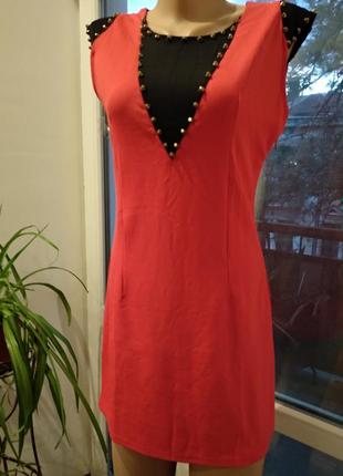 Платье красное со вставками