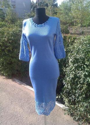 Вязаное голубое нежное платье с ажурной отделкой по верху и по...