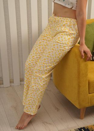 Пижамно-домашние штаны с бананами из натурального хлопка для ж...