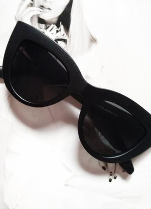 Солнцезащитные очки в стиле кошачий глаз Черный матовый