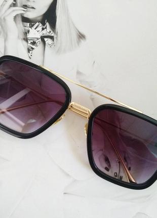 Солнцезащитные очки Тони Старка Фиолетовый с золотом