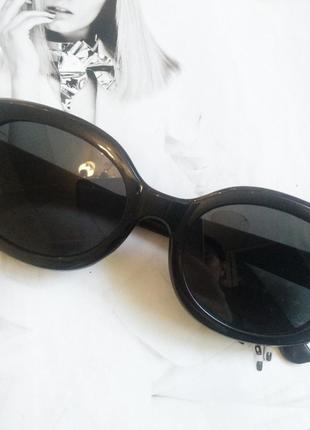 Солнцезащитные очки женские в широкой оправе