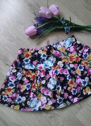 Яркая короткая пышная цветочная летняя юбка в принт мильфлер/м...
