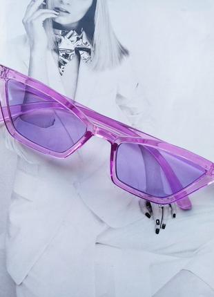 Стильные винтажные очки солнцезащитные с острыми углами фиолет...