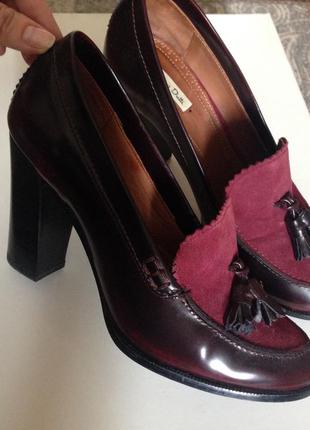Стильные туфли с кисточками винного цвета massimo dutti