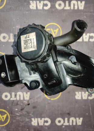 Патрубок клапана EGR Renault Kangoo Dokker 8200323338 1.5 dci ...