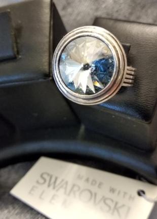 Кольцо с кристаллом сваровски,17размер