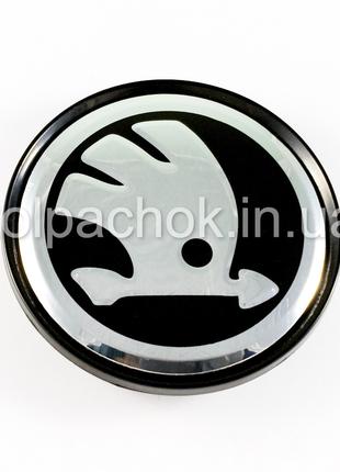 Колпачок на диски Skoda черный/хром лого (63мм)