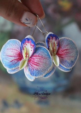 Голубые серьги орхидеи ручной работы из полимерной глины