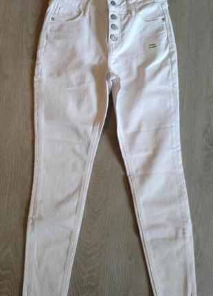 Стильные белые джинсы old navy women's rockstar super skinny. ...
