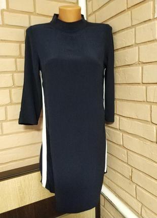 Тоненьке,темно-синє плаття з полосками-44-46 р