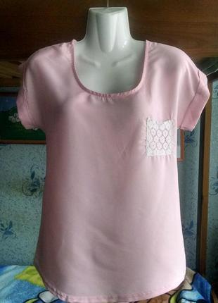 Нарядна,розова блуза з гіпюровою спинкою 42-44 р