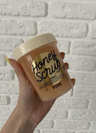 Скраб для тіла honey scrub nourishing body scrub with pure honey