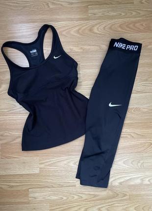 Комплект nike для зайняття спортом майка+капрі 💣