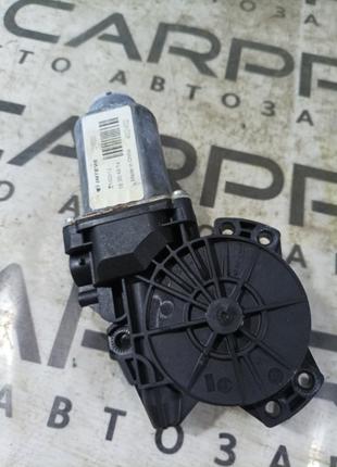 Мотор стеклоподъемника Kia Optima TF 2015 задн. лев. (б/у)