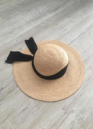Натуральня соломенная шляпа пляжная