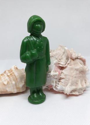 Солдатик срср іграшка дутыш солдатів у касці пластмасова фігурка