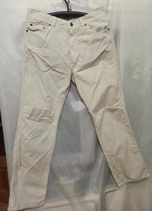 Брюки мужские штаны чоловічі штани. 
цвет белый. 
размер 52 54