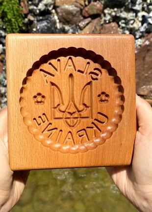 Пряничная доска Герб Slava Ukraine с деревянная размер 14 * 14...