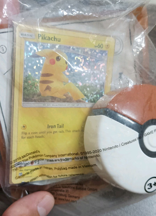 Pokémon Pikachu 6/12 McDonald's Holo 2019