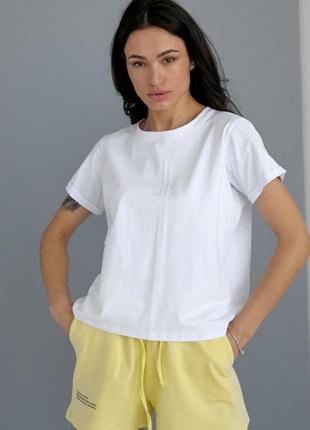 Базова біла  жіноча футболка