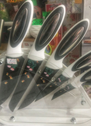 Шикарный набор  ножей с керамическим покрытием с подставкой - Акц