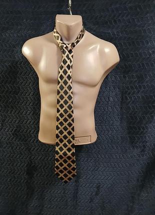 Чоловічу краватку