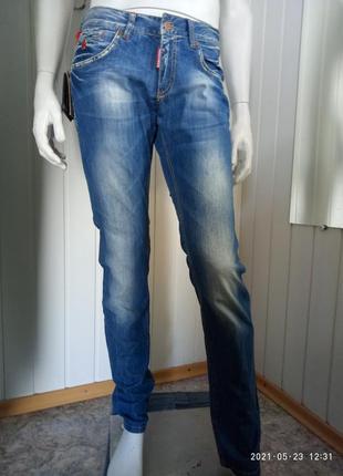 Мужские  узкие джинсы