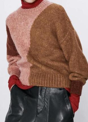 Обьємний свитер свіжі колекції