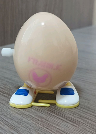 Яйцо заводная игрушка
