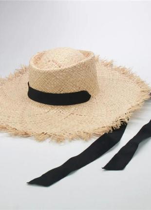 Широкополая шляпа соломенная  с бахромой и длинной лентой