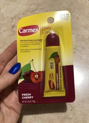 Carmex бальзам для губ вишня