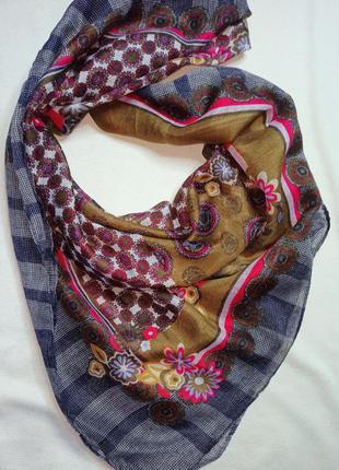 Лёгкий шарф. шарф в геометрический принт. красивый шарф . косы...