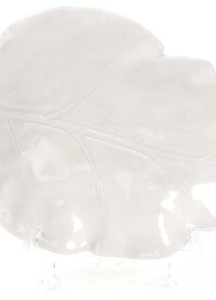 Блюдо фарфоровое Лист, 19см, цвет - белый