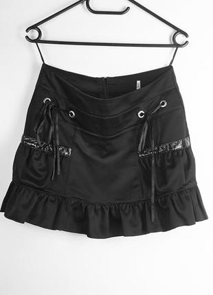 Черная атласная юбка для школьницы