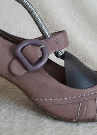 Кожаные туфли фирмы janet d ( германия) р. 38 стелька 24,5 см