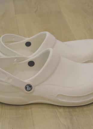 Crocs мужские тапки кроссовки оригинал лето белого цвета