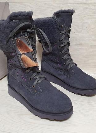 Bearpaw сапожки замшевые с овчиной.