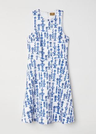 Атласна сукня жіноча  з малюнком білий / синій візерунок 40/10...