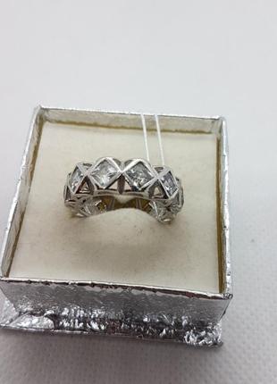 Кольцо серебряное с кубическим цирконием