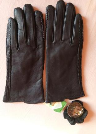 Новые женские кожаные перчатки хорошего качества