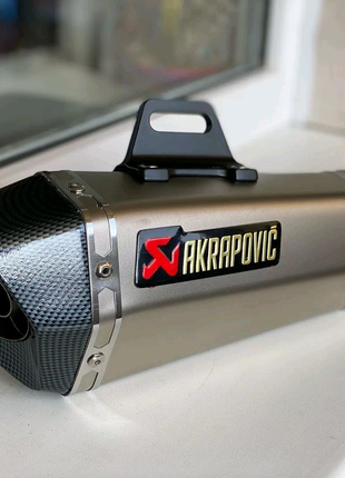 Глушитель akrapovic на машину