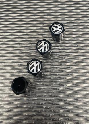 Колпачки на ниппель с логотипом Volkswagen